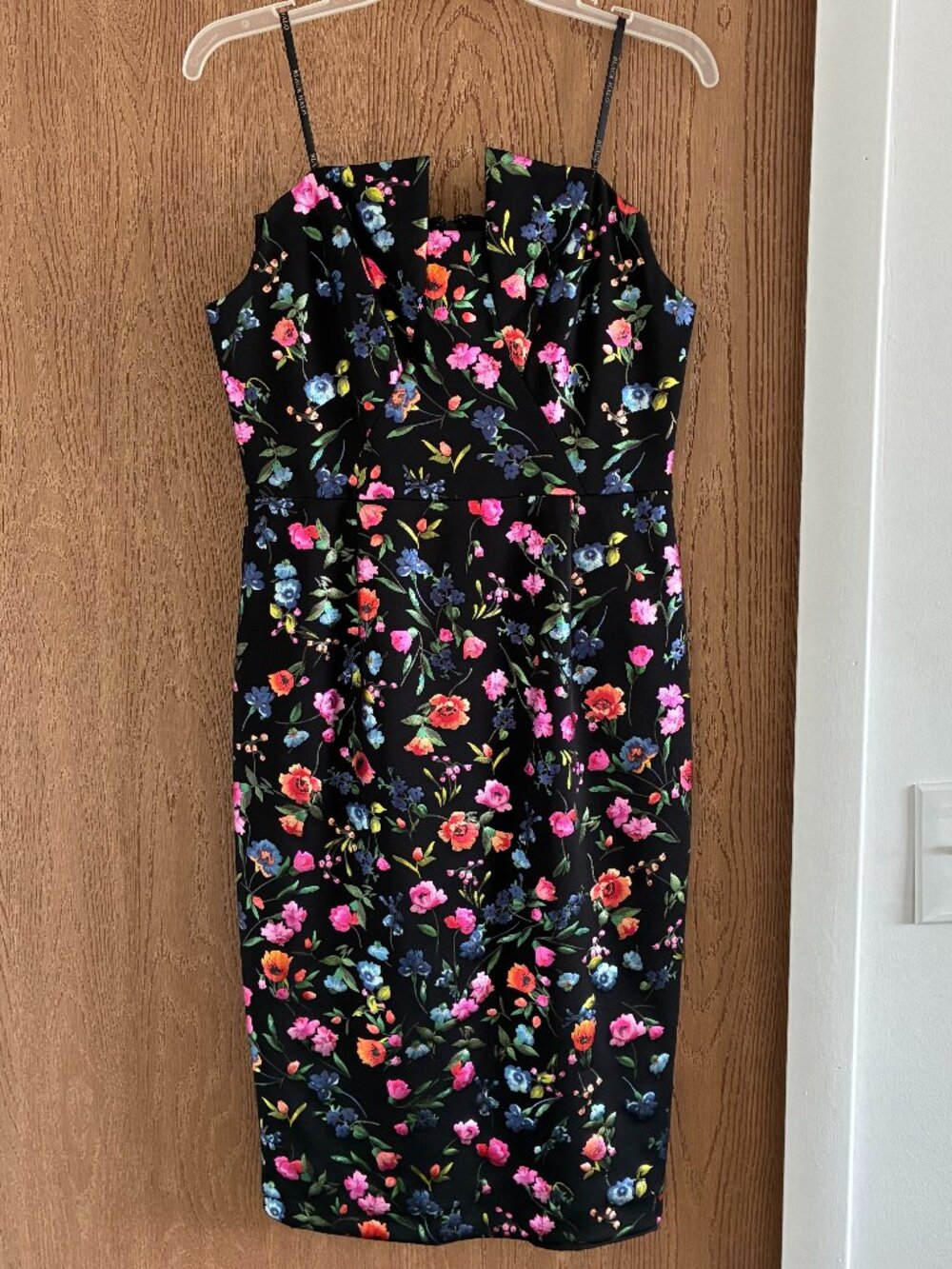 Black Halo Size 8 Strapless Lena Sheath Dress in Prism Bloom